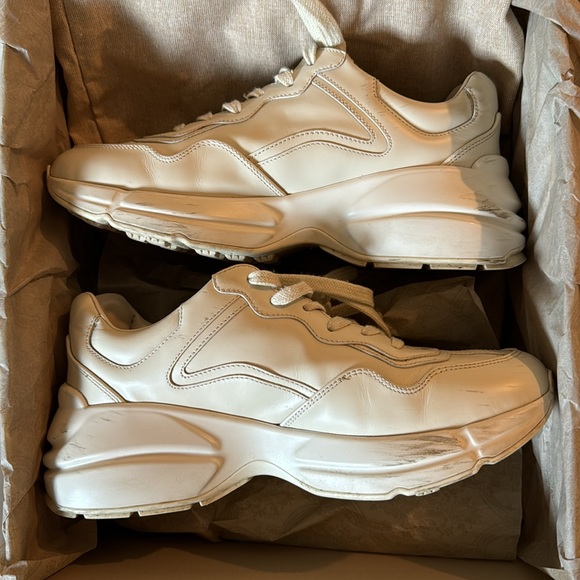 Gucci Rhyton Logo Sneaker - Picture 2 of 6